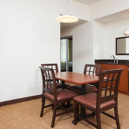 Hyatt Place Des Moines Downtown Extérieur photo