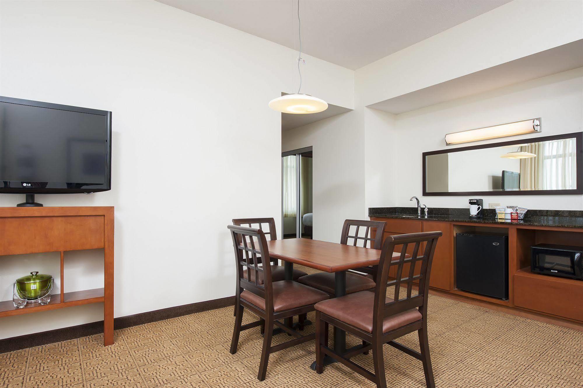 Hyatt Place Des Moines Downtown Extérieur photo